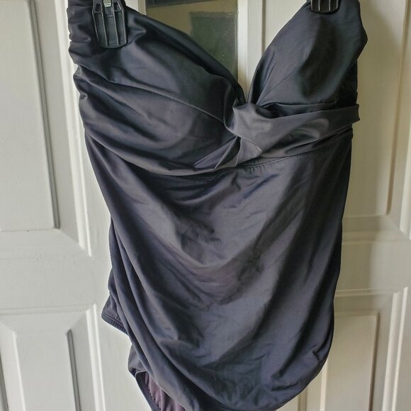 Women's Time and Tru Black One Piece Bathing Suit - Plus Size 3X - Used - Picture 1 of 15